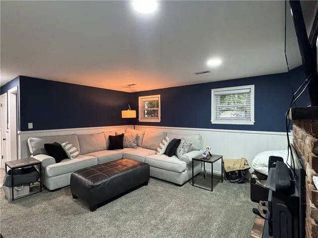 $325,000 | 5229 North Virginia Avenue, Kansas City, MO 64118