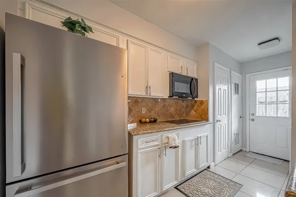 $1,400 | 1939 Campbell Road, Unit 1939, Houston, TX 77080