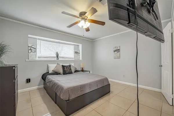 $1,400 | 1939 Campbell Road, Unit 1939, Houston, TX 77080