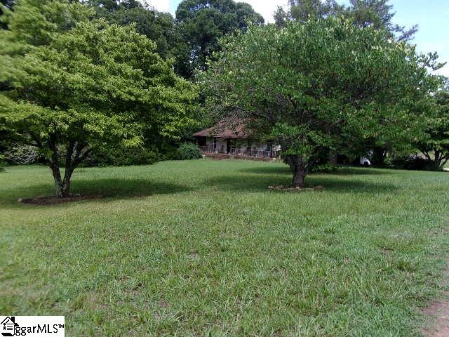 119 Old Pendleton Road Greenville, SC 29611 - Photo 3 of 14 Gallery Image 3