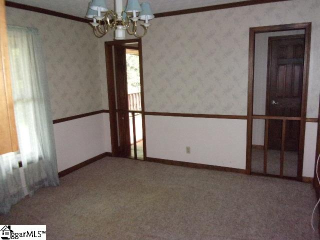 119 Old Pendleton Road Greenville, SC 29611 - Photo 7 of 14 Gallery Image 7