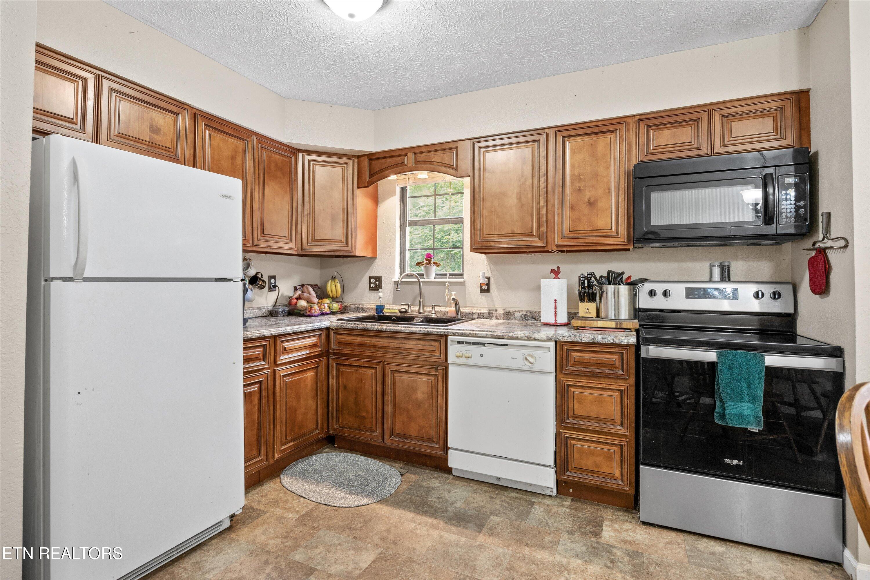 501 Big Sinks Road Sharps Chapel, TN 37866 - Photo 6 of 29 kitchen