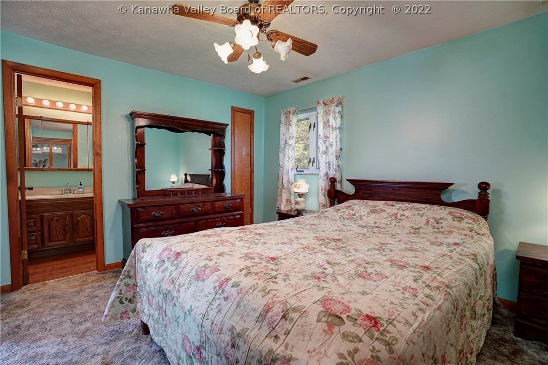 99 Armentrout Road Poca, WV 25159 - Photo 17 of 26 Gallery Image 17