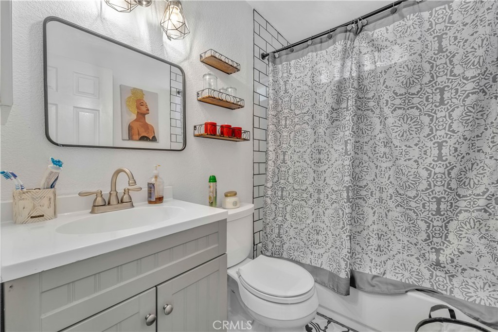 43903 5th Lancaster, CA 93535 - Photo 21 of 39