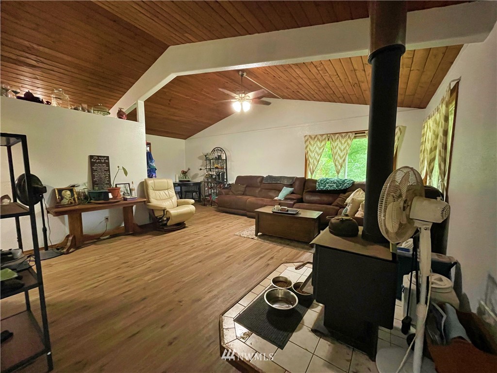 609 Winston Creek Road Mossyrock, WA 98564 - Photo 4 of 22 Gallery Image 4