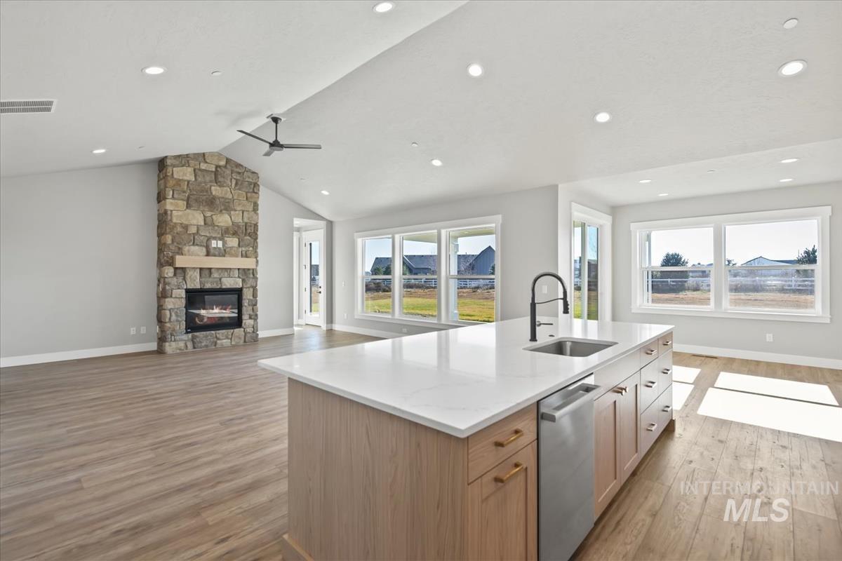 15319 Rhodes Court Caldwell, ID 83607 - Photo 13 of 36