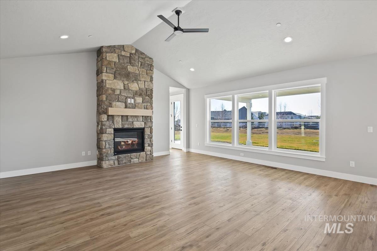 15319 Rhodes Court Caldwell, ID 83607 - Photo 4 of 36