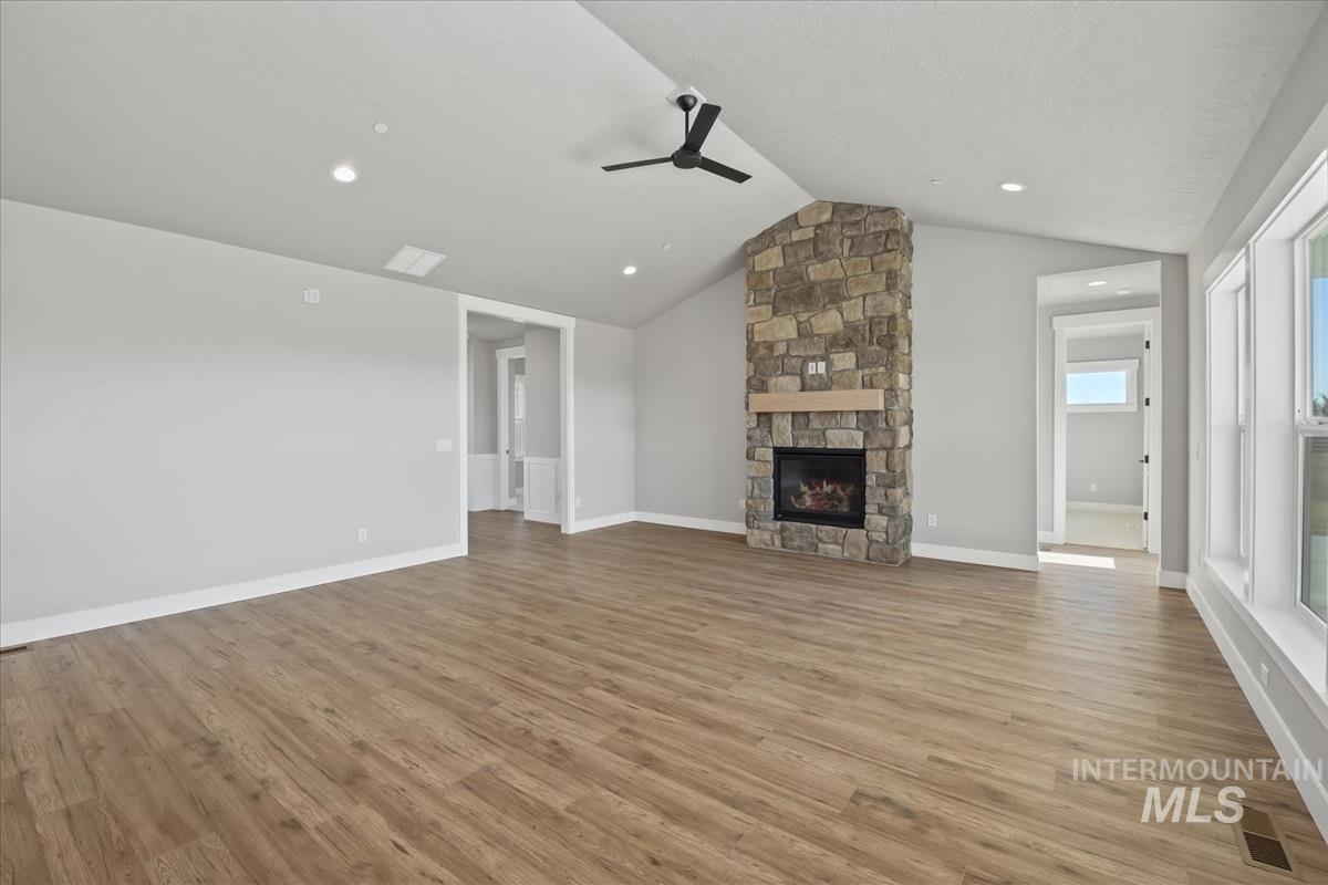 15319 Rhodes Court Caldwell, ID 83607 - Photo 6 of 36