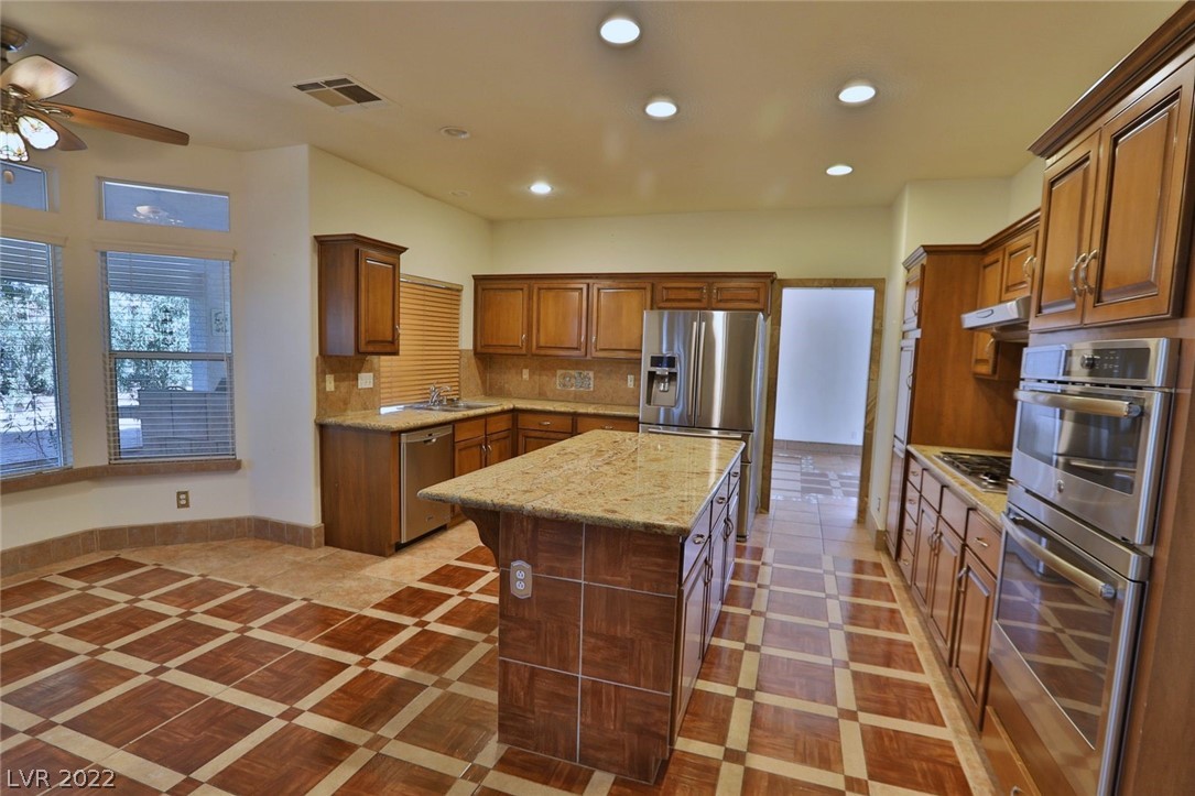 884 East Robindale Road Las Vegas, NV 89123 - Photo 15 of 44