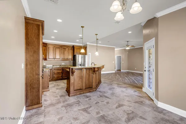 $2,450 | 62 Tantallon Drive, Ocean Springs, MS 39564