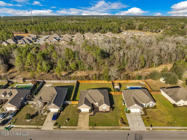$2,450 | 62 Tantallon Drive, Ocean Springs, MS 39564
