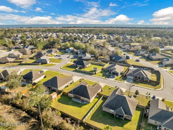 $2,450 | 62 Tantallon Drive, Ocean Springs, MS 39564