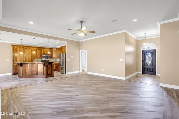 $2,450 | 62 Tantallon Drive, Ocean Springs, MS 39564