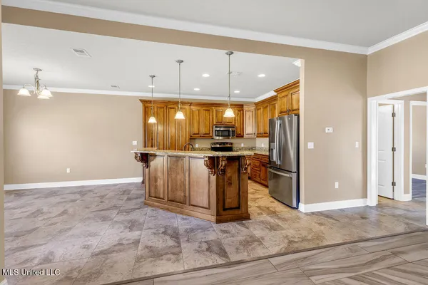 $2,450 | 62 Tantallon Drive, Ocean Springs, MS 39564