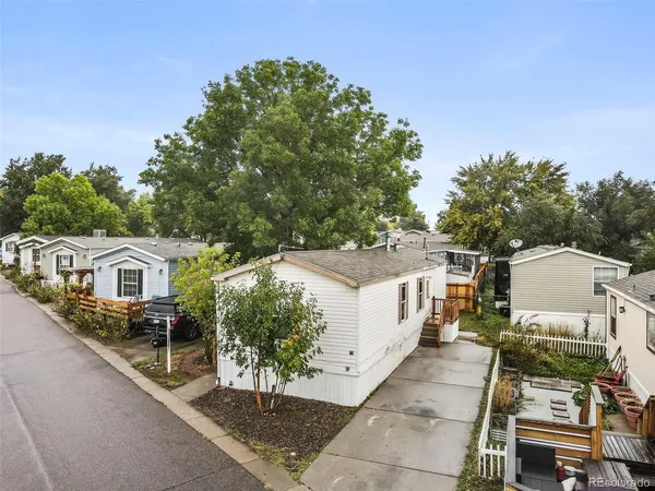 a view of a house with a patio