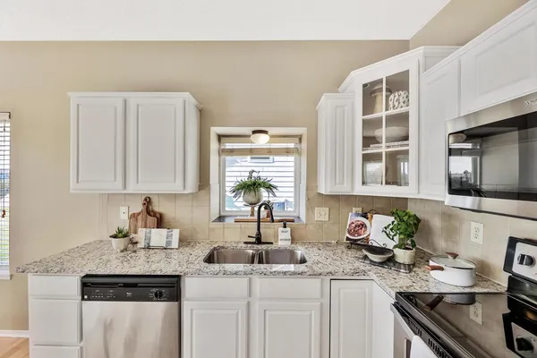 $350,000 | 937 South Zelta Court, Wichita, KS 67207