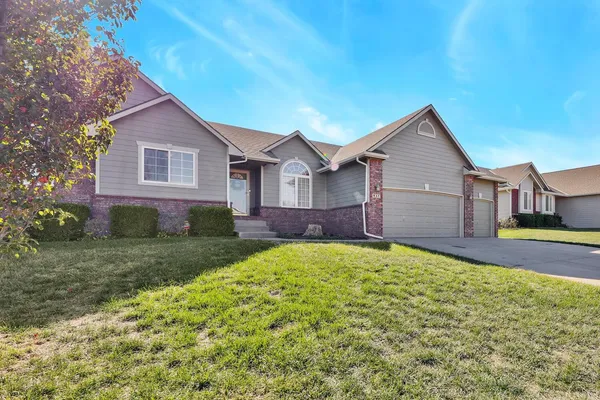 $350,000 | 937 South Zelta Court, Wichita, KS 67207