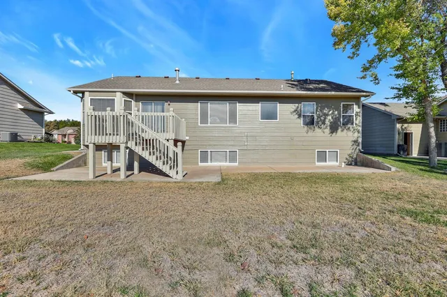 $350,000 | 937 South Zelta Court, Wichita, KS 67207