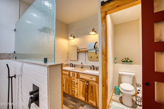 $599,000 | 305 Griffin Lane, Allardt, TN 38504