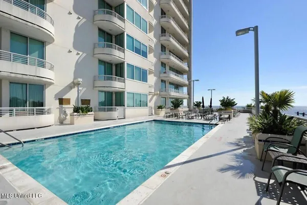 $338,000 | 2060 Beach Boulevard, Unit 906, Biloxi, MS 39531