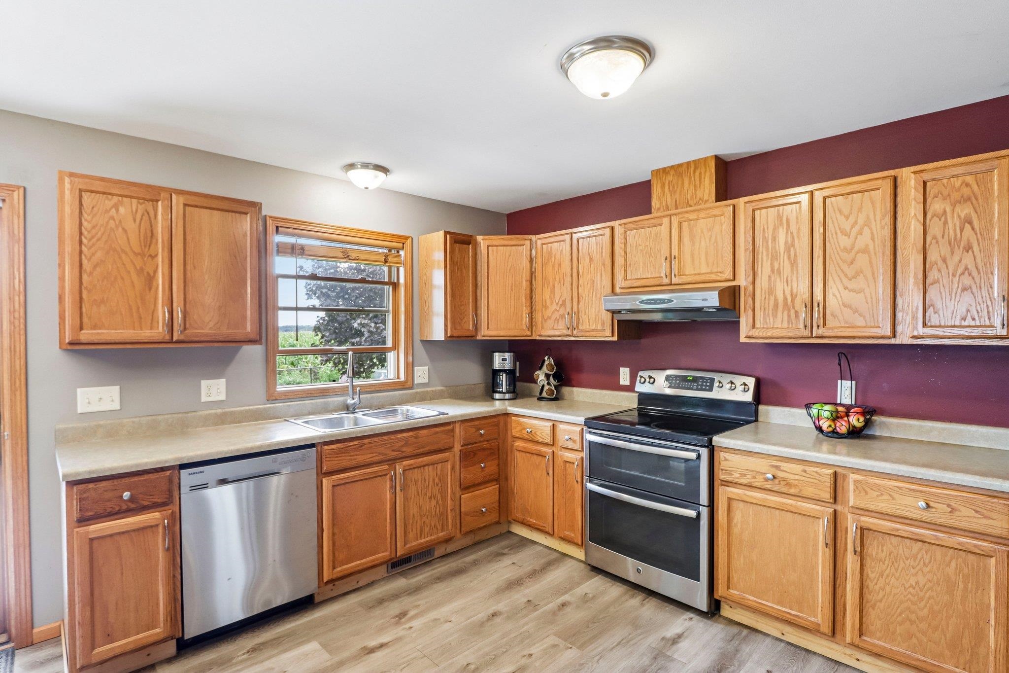 304 4th Street Brooklyn, WI 53521 - Photo 17 of 72 Gallery Image 17