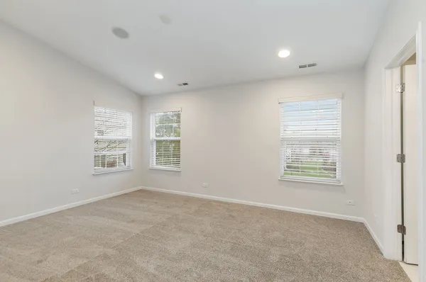 $275,000 | 3708 Munson Street, Plano, IL 60545