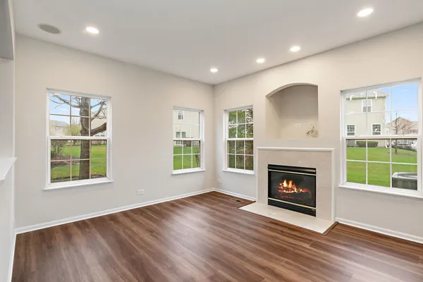 $275,000 | 3708 Munson Street, Plano, IL 60545