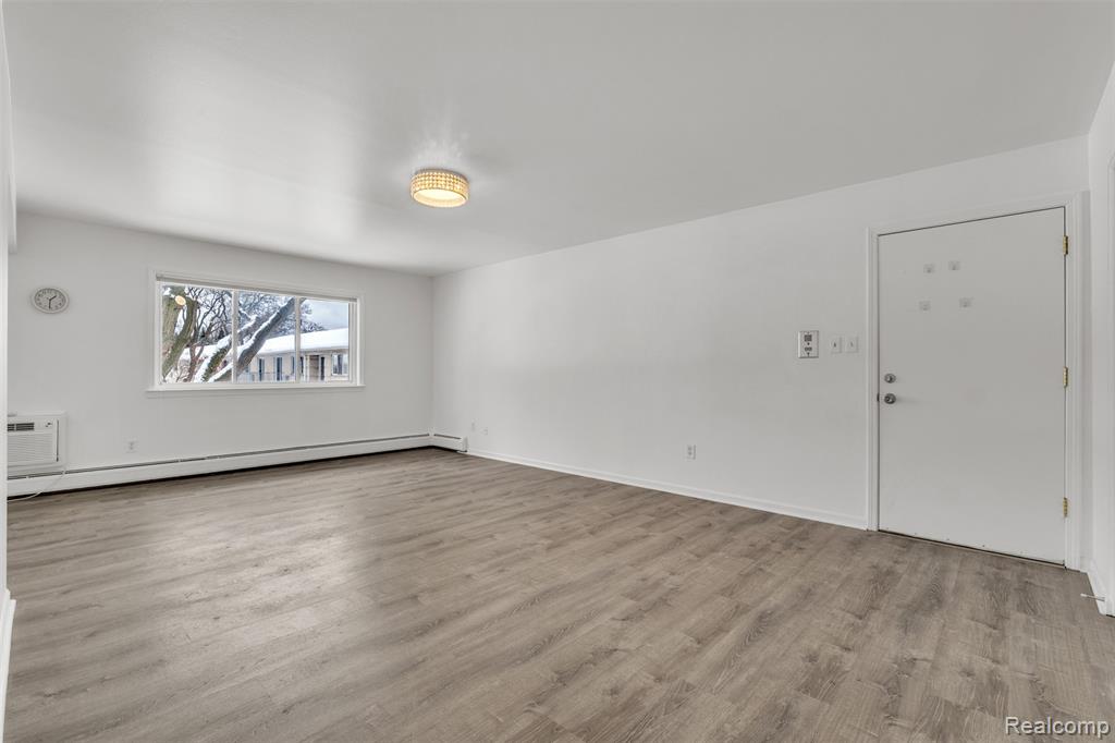 4113 Telegraph Road, Unit A214 Bloomfield Hills, MI 48302 - Photo 8 of 30