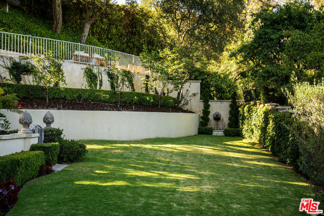 10950 Bellagio Road Los Angeles, CA 90077 - Photo 4 of 55
