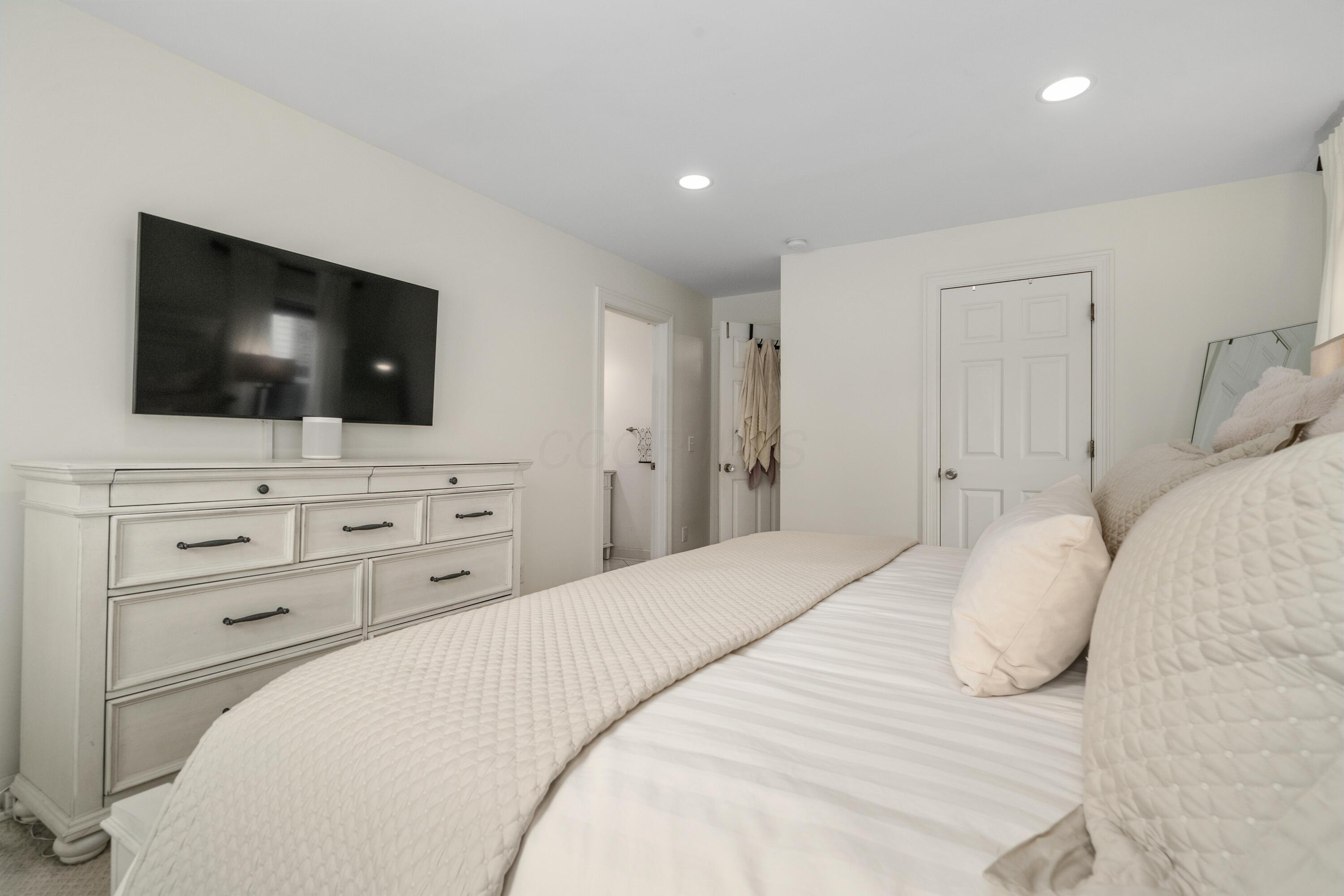 208 South Remington Road Columbus, OH 43209 - Photo 28 of 71 DSC08176