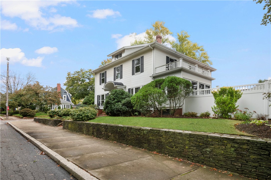 640 East Avenue Pawtucket, RI 02860 - Photo 2 of 50