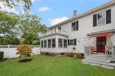 $895,000 | 640 East Avenue, Pawtucket, RI 02860