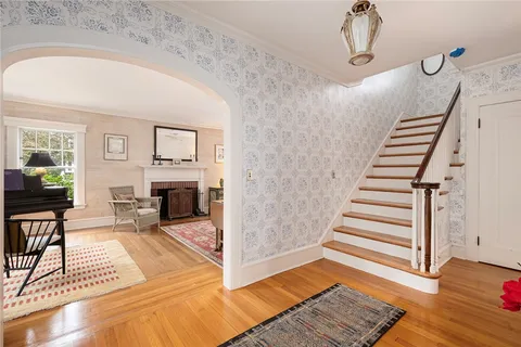 $895,000 | 640 East Avenue, Pawtucket, RI 02860