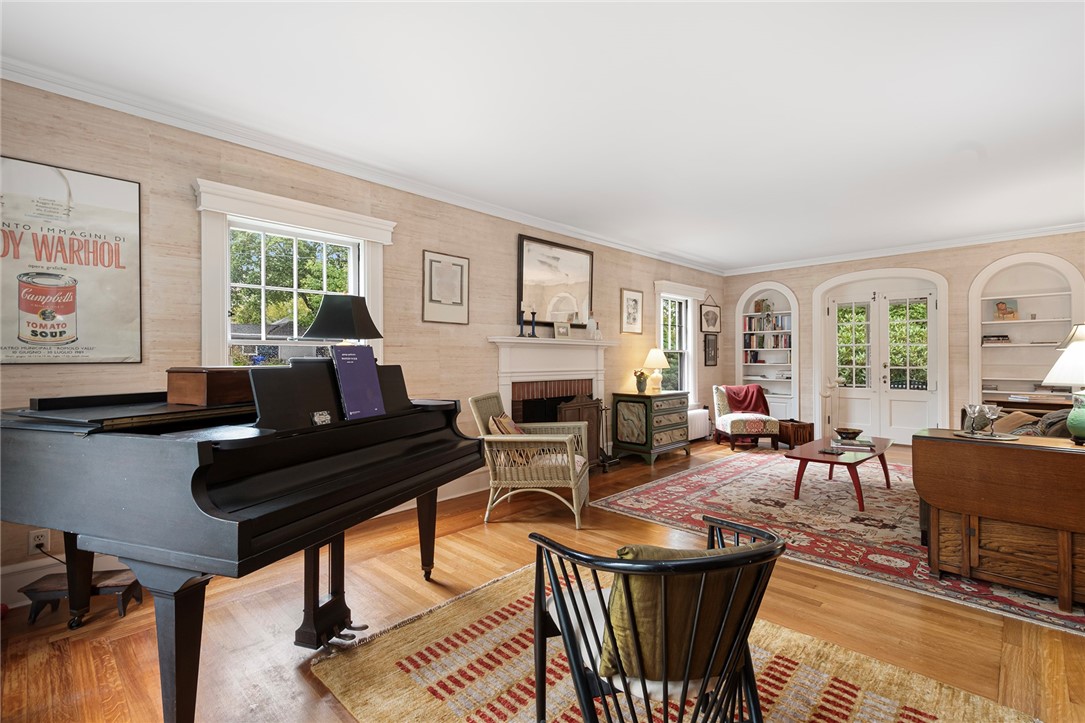 640 East Avenue Pawtucket, RI 02860 - Photo 9 of 50