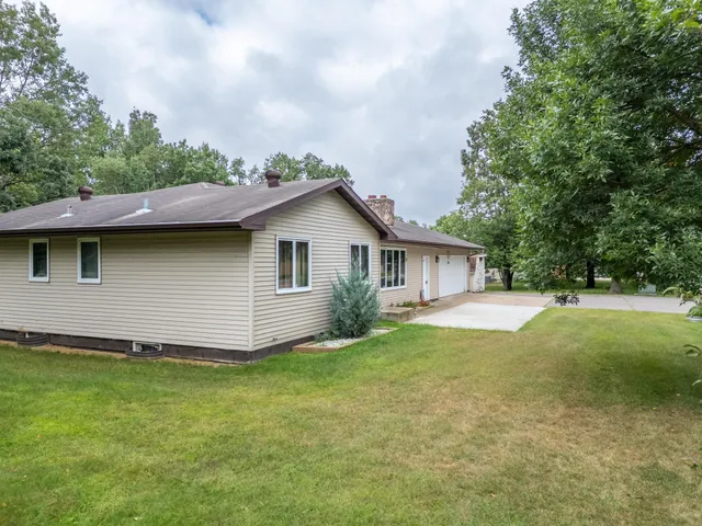 $299,000 | 520 Ridgewood Road, Grand Rapids, MN 55744