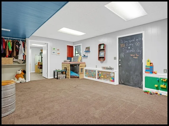 $319,000 | 1411 Woodlawn Drive, Warrensburg, MO 64093