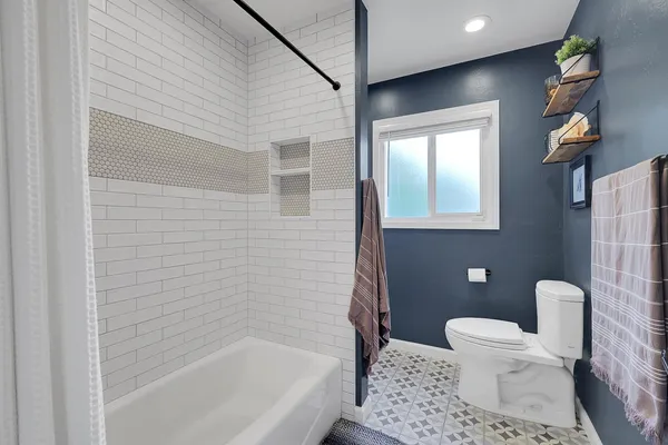 $735,000 | 1608 Los Molinos Way, Sacramento, CA 95864