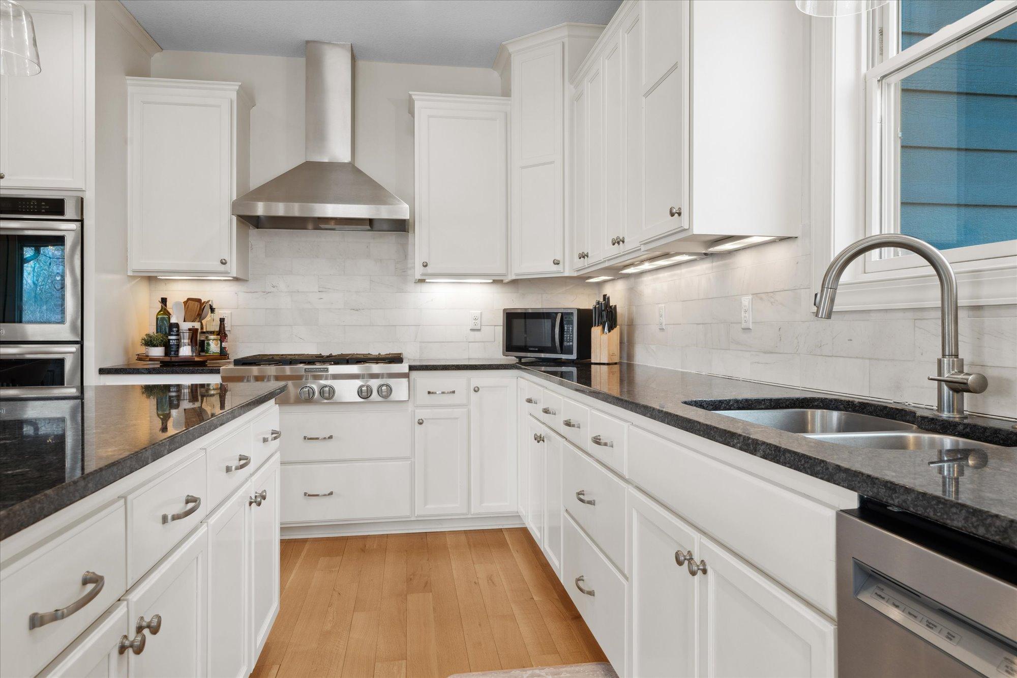 4323 Cedar Lake Road St. Louis Park, MN 55416 - Photo 18 of 84