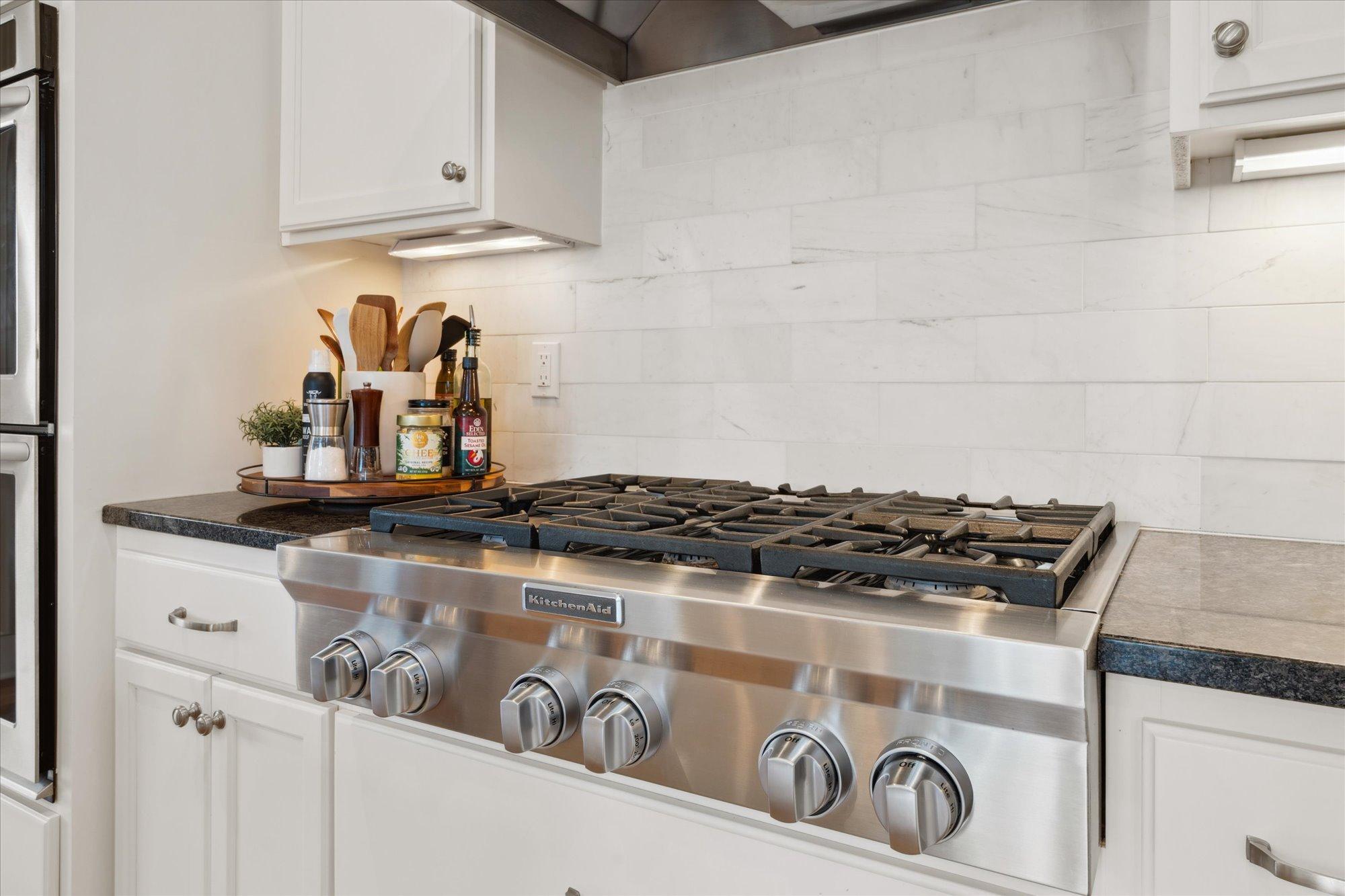 4323 Cedar Lake Road St. Louis Park, MN 55416 - Photo 19 of 84