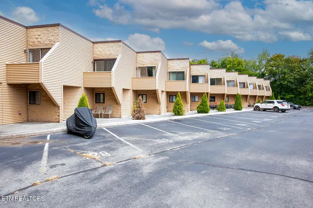 $259,900 | 124 Olympia Drive, Alcoa, TN 37701