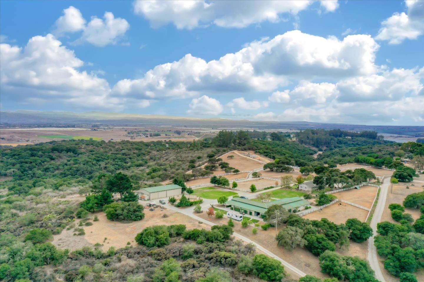 18900 Pesante Road Salinas, CA 93907 - Photo 3 of 76 Gallery Image 3