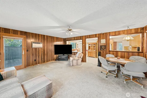 $1,350,000 | 24 158th Place Southeast, Bellevue, WA 98008