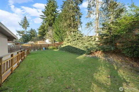 $1,350,000 | 24 158th Place Southeast, Bellevue, WA 98008