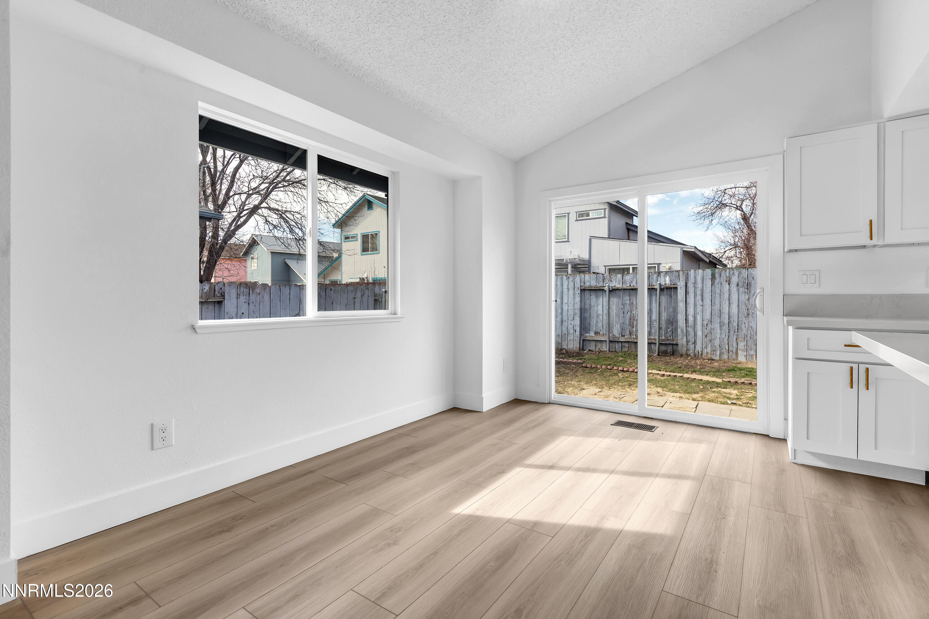 2771 Santa Ana Drive Reno, NV 89502 - Photo 13 of 29 SantaAna2771-009