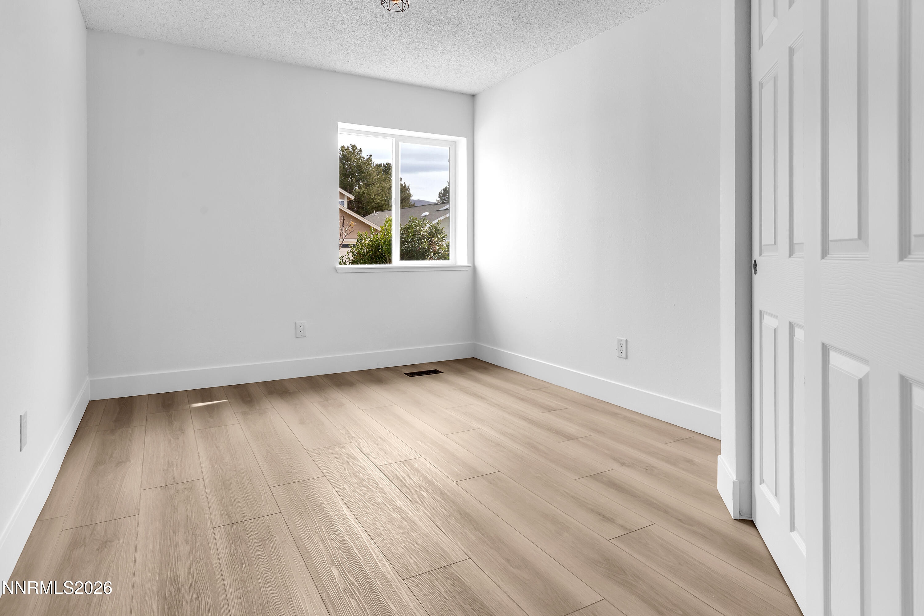 2771 Santa Ana Drive Reno, NV 89502 - Photo 16 of 29 SantaAna2771-016