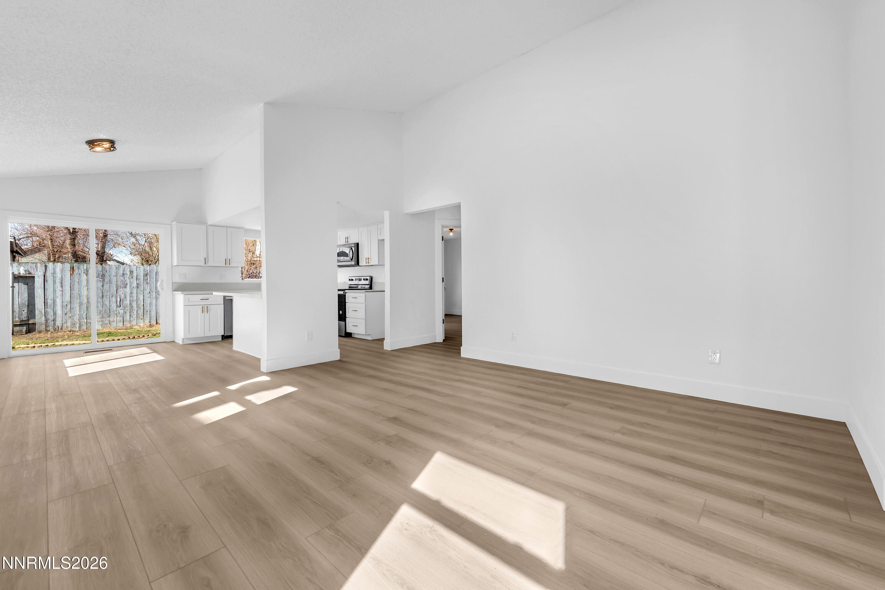 2771 Santa Ana Drive Reno, NV 89502 - Photo 8 of 29 SantaAna2771-004