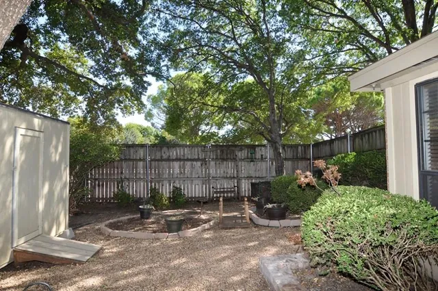 $1,695 | 10300 Little Valley Road, Fort Worth, TX 76108
