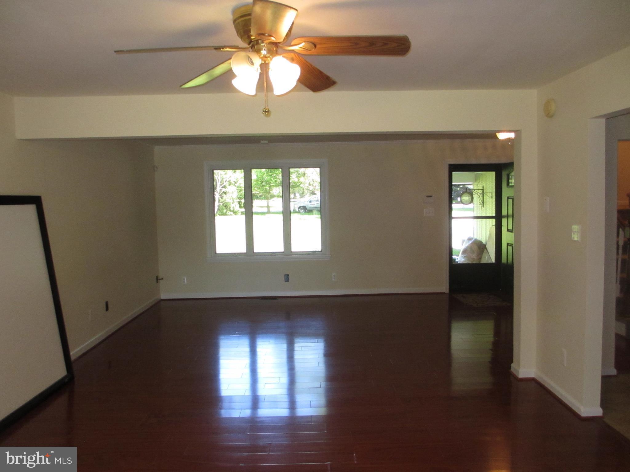 111 New Road Rising Sun, MD 21911 - Photo 11 of 30 Living Room