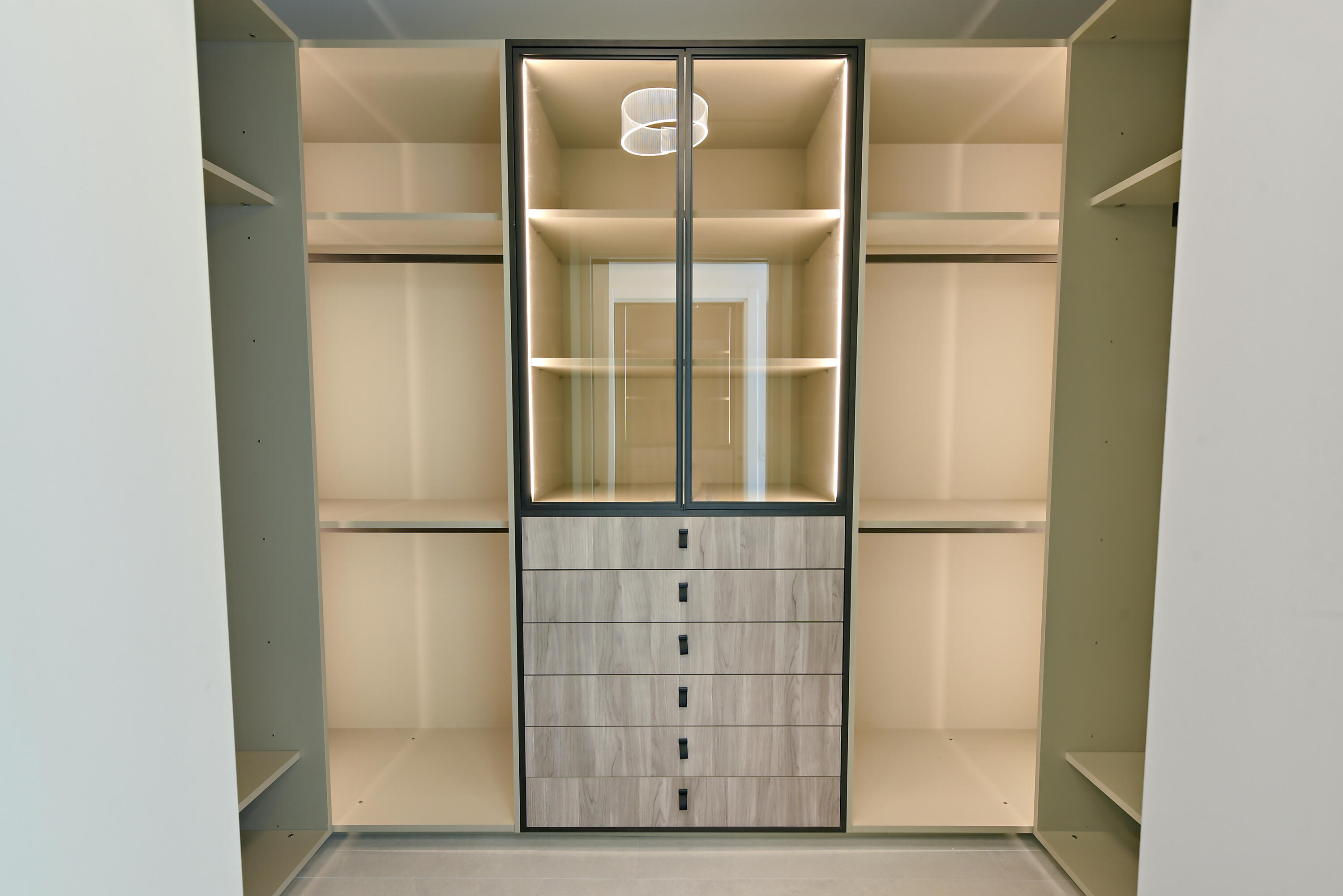 17577 Scarsdale Way Boca Raton, FL 33496 - Photo 47 of 145 primary closet