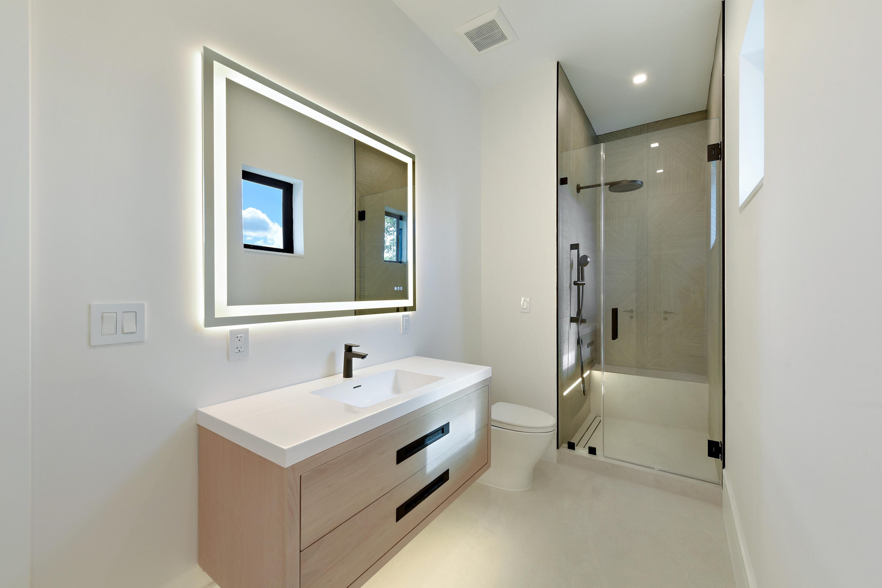 17577 Scarsdale Way Boca Raton, FL 33496 - Photo 58 of 145 en suite bathroom